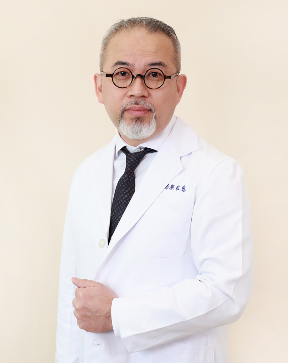 廖敬慈醫師大頭照