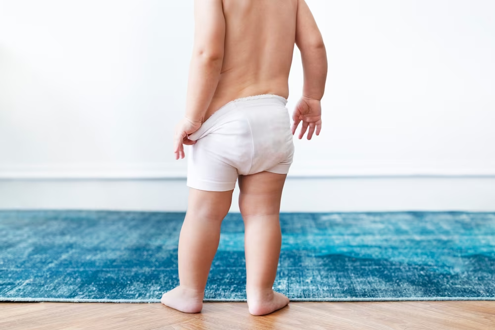 害兒生殖器潰爛似火燒…6月嬰紅屁屁，媽不看醫竟買藥，醫嚇：患部很慘