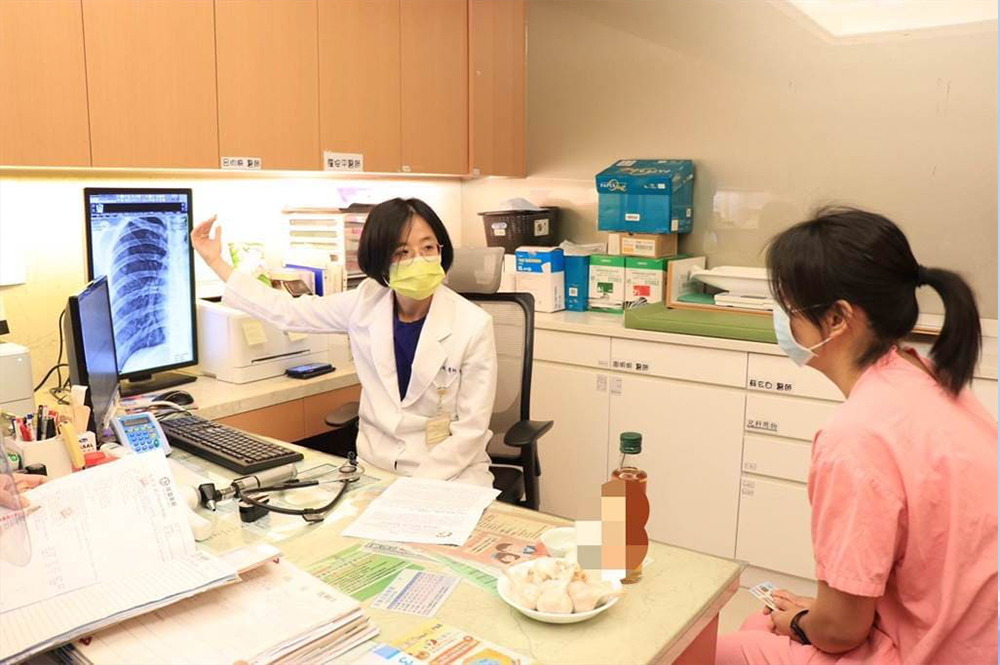 坊間傳吃大蒜、喝芝麻油可防疫 醫師斥無實証說法