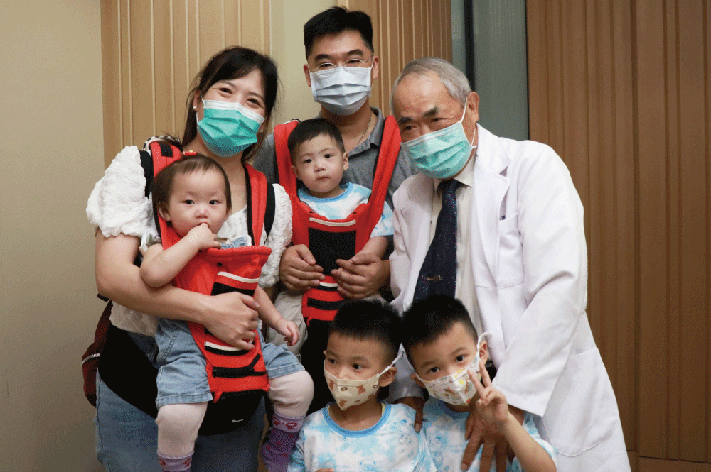 高齡IVF4寶成功案例回娘家